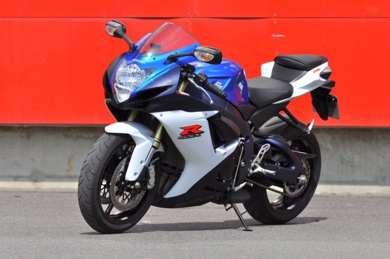 Test Suzuki GSX-R 750: prostě výjimečná   - 1 - GSXR75013