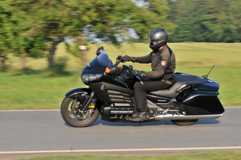 Test Honda Gold Wing F6B: Bulldog - 2 - Gold Wing F6B 3 Gold Wing F6B31
