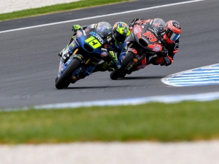 Gonzalez si udržuje těsný náskok i po titulovém souboji s Moreirou na Phillip Islandu