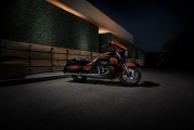 1 H-D CVO Street Glide_2