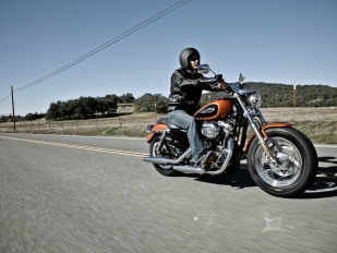 Harley-Davidson 1200 Custom: americká novinka 