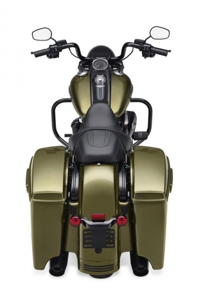 Harley-Davidson Road King Special 2017: agresivní custom bagger - 4 - 1 Harley Davidson 2017 Road King Special26