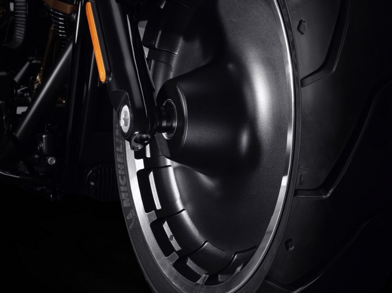 Harley-Davidson Fat Boy 30th Anniversary 2020: speciální limitovaná edice - 3 - 1 Harley Davidson 30th Anniversary Fat Boy 2020 (3)