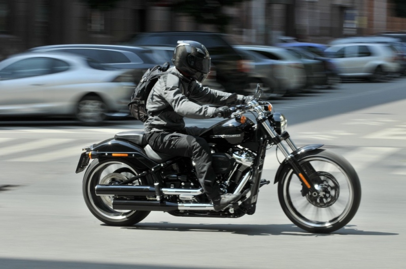 Test Harley-Davidson Breakout 2018: dokonalý krasavec - 22 - 1 Harley Davidson Breakout 2018 test (32)