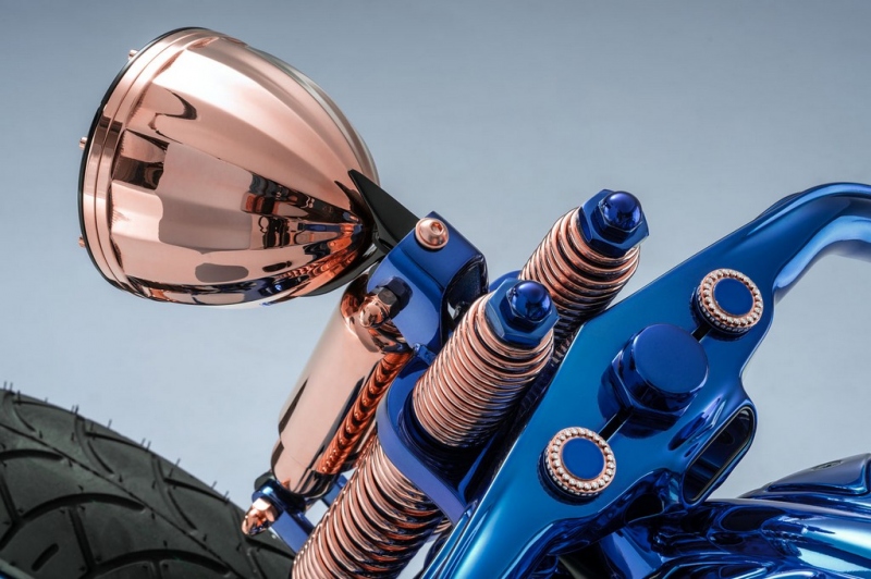 Harley-Davidson Bucherer Blue Edition: nejdražší motocykl na světě - 7 - 1 Harley Davidson Bucherer Blue edition (11)