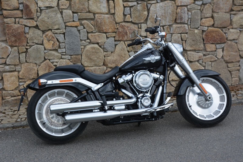 Test Harley-Davidson Fat Boy 2018: ocelový muž - 3 - 1 Harley Davidson Fat Boy 2018 test (19)