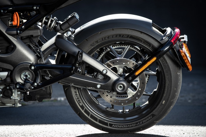 Test Harley-Davidson Livewire: první dojmy - 36 - 1 Harley Davidson Livewire test Filip (30)