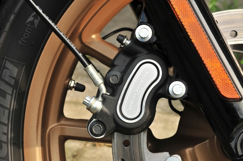 Test Harley Davidson Low Rider S: Stylový chuligán - 35 - 2 Harley Davidson Low Rider S test21