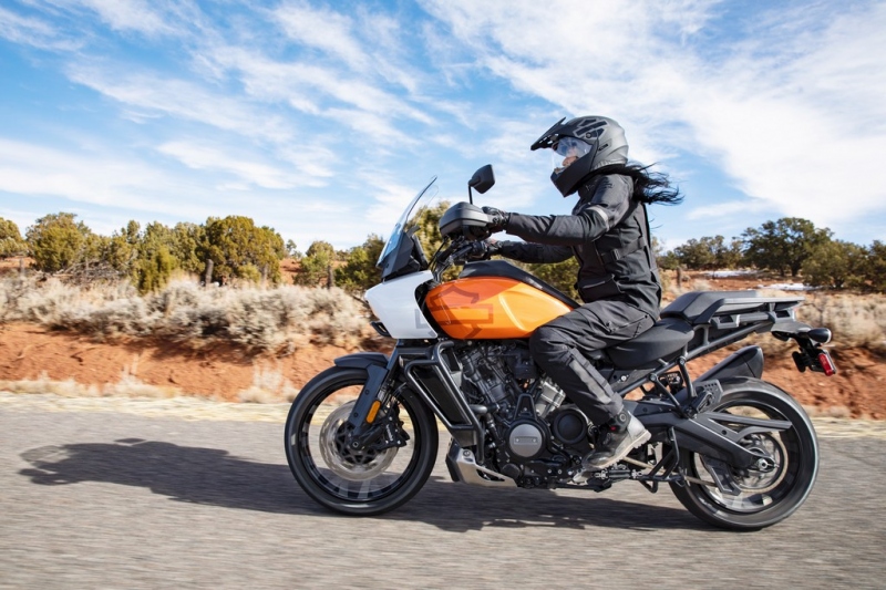 Harley-Davidson Pan America 1250: enduro ve dvou verzích - 10 - 1 Harley Davidson Pan America 1250 Special (2)