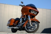 2 Harley Davidson Road Glide Special15