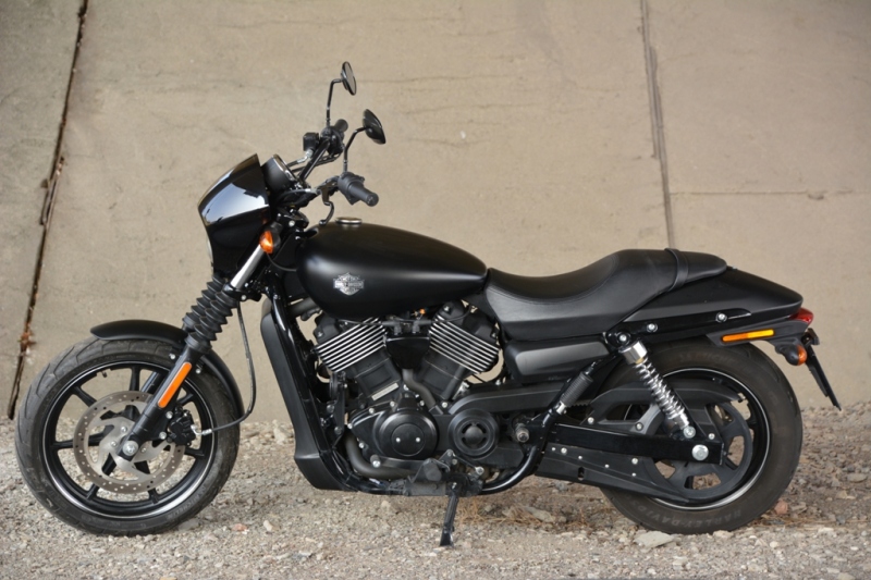 Test Harley-Davidson Street 750: café racer pro ženy - 9 - 2 Harley Davidson Street 750 test16