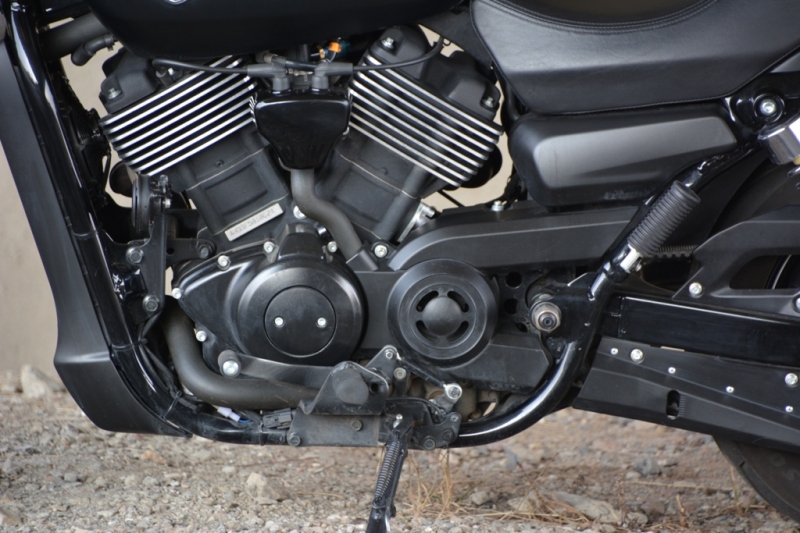 Test Harley-Davidson Street 750: café racer pro ženy - 16 - 1 Harley Davidson Street 750 test05