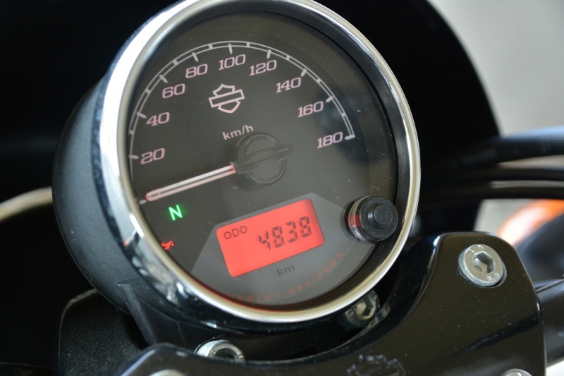Test Harley-Davidson Street 750: café racer pro ženy - 18 - 1 Harley Davidson Street 750 test10