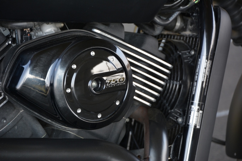 Test Harley-Davidson Street 750: café racer pro ženy - 23 - 2 Harley Davidson Street 750 test18