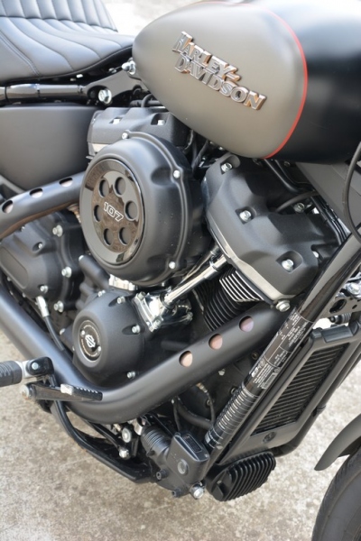 Test Harley-Davidson Street Bob: s rukama ve větru - 33 - 1 Harley Davidson Street Bob test (32)