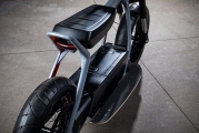 1 Harley Davidson koncept elektricky skutr (4)
