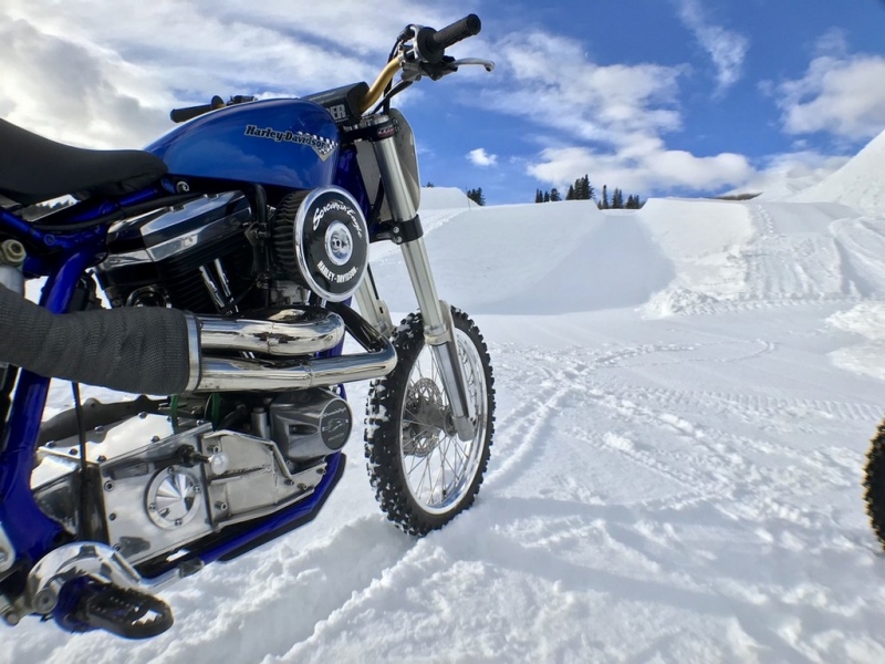 Harley-Davidson Snow Hill Climb: zimní speciál - 2 - 1 Harley Snow Hill Climb (5)