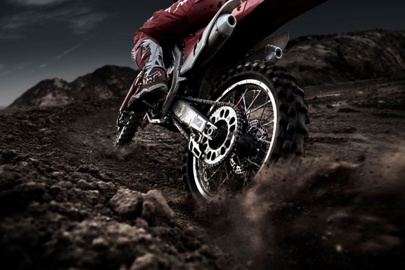 Honda CRF 450 R 2017: oficiálně představena - 9 - 1 Honda 2017 CRF 450 R17