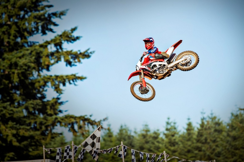 Honda CRF250R 2018: s elektrickým startérem - 9 - 1 Honda 2018 CRF 250 R2