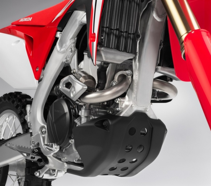 Honda CRF250R 2018: s elektrickým startérem - 6 - 1 Honda 2018 CRF 250 R34