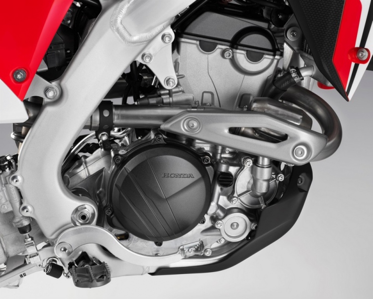 Honda CRF250R 2018: s elektrickým startérem - 28 - 1 Honda 2018 CRF 250 R44