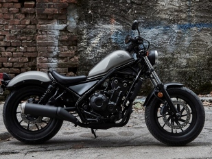 Honda Rebel 500: jednoduchý a syrový