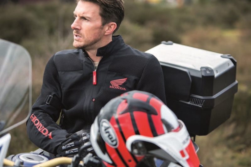 Honda Africa Twin představuje svoji kolekci oblečení - 6 - 1 Honda Africa Twin obleceni7