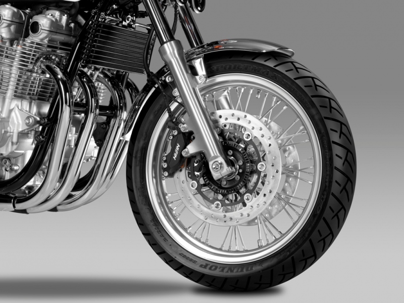 Honda CB 1100 EX: ještě výraznější - 9 - Honda CB1100 EX Honda CB1100_EX11