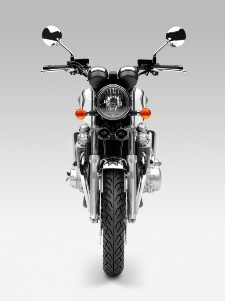 Honda CB 1100 EX: ještě výraznější - 11 - Honda CB1100 EX Honda CB1100_EX13