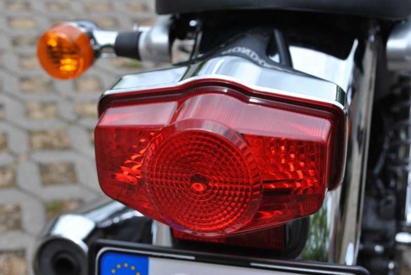 Test Honda CB1100 EX: povedené retro - 9 - Honda CB1100EX a CB750Four Honda CB1100 EX a CB750Four11