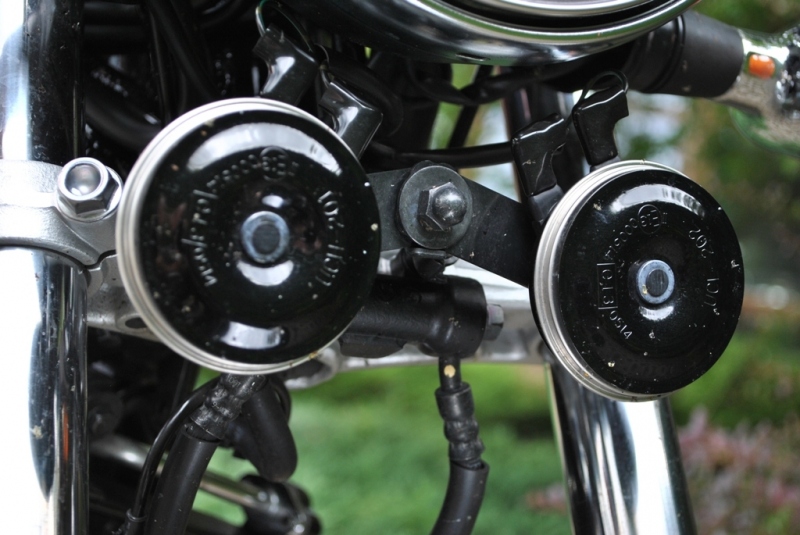 Test Honda CB1100 EX: povedené retro - 32 - Honda CB1100EX a CB750Four Honda CB1100 EX a CB750Four34