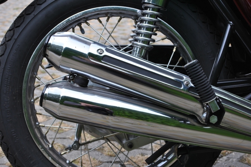 Test Honda CB1100 EX: povedené retro - 37 - Honda CB1100EX a CB750Four Honda CB1100 EX a CB750Four39