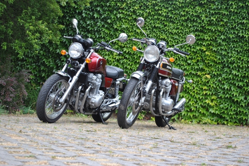 Test Honda CB1100 EX: povedené retro - 43 - Honda CB1100EX a CB750Four Honda CB1100 EX a CB750Four45