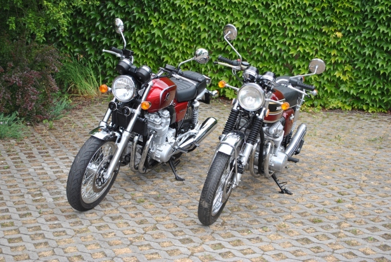 Test Honda CB1100 EX: povedené retro - 46 - Honda CB1100EX a CB750Four Honda CB1100 EX a CB750Four49