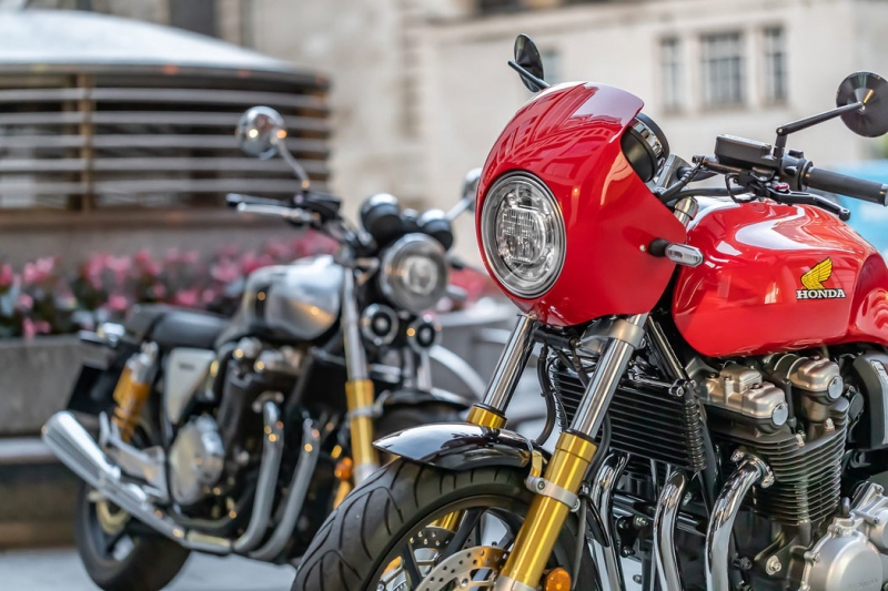 Honda CB1100 RS 5Four: limitovaná edice - 19 - 1 Honda CB1100 RS 5Four (18)
