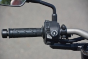 1 Honda CB650R E-Clutch test (9)