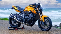 1 Honda_CB650R_KarbOne_EDITION_by_AZ_Moto_France (1)