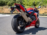 1 Honda CBR1000RR-R Fireblade 2022 (3)