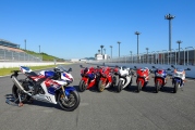 1 Honda CBR1000RR-R Fireblade SP 30th Anniversary (2)