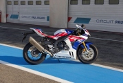 1 Honda CBR1000RR-R Fireblade SP 30th Anniversary (9)