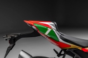 1 Honda CBR1000RR-R Fireblade SP John McGuinness 30th Anniversary Replica (8)