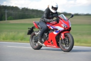 1 Honda CBR650R 2024 E-Clutch (5)