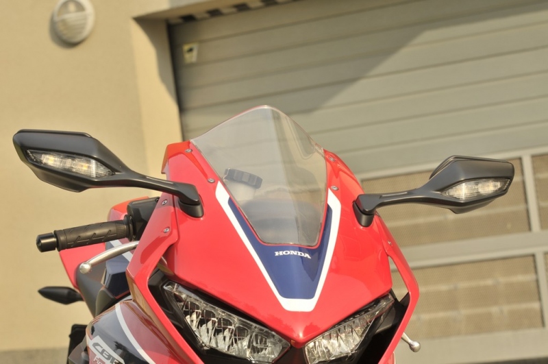 Test Honda CBR 1000 RR Fireblade SP 2017: tohle je pravý motosport - 4 - 1 Honda CBR 1000 RR fireblade test (18)