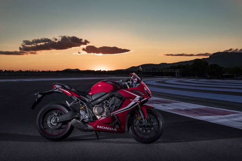 honda cbr 650 fireblade