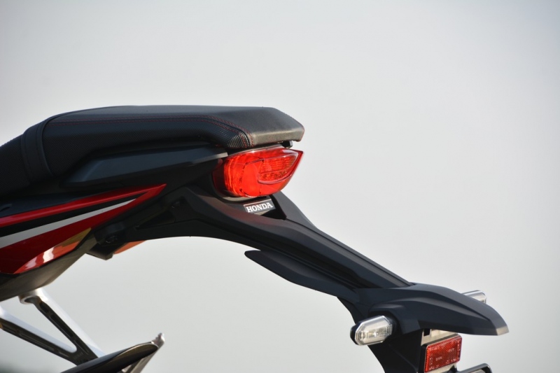 Test Honda CBR650R: univerzální sporťák - 18 - 1 Honda CBR 650 R test (7)