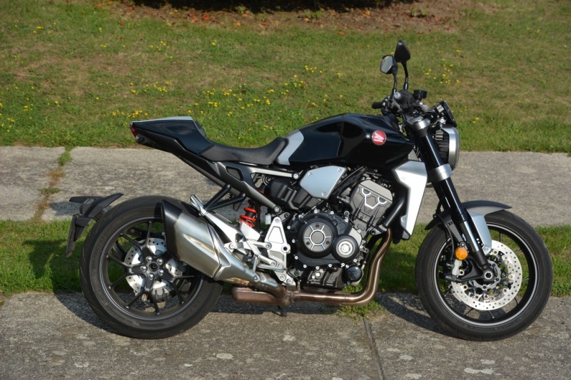 Test Honda CB 1000 R Plus: nahatý chuligán  - 22 - 1 Honda CB 1000 R test (28)
