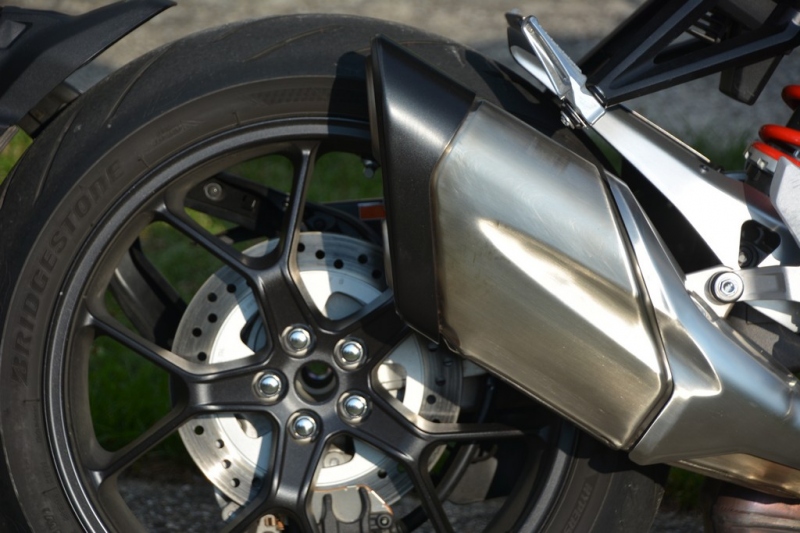 Test Honda CB 1000 R Plus: nahatý chuligán  - 9 - 1 Honda CB 1000 R test (22)