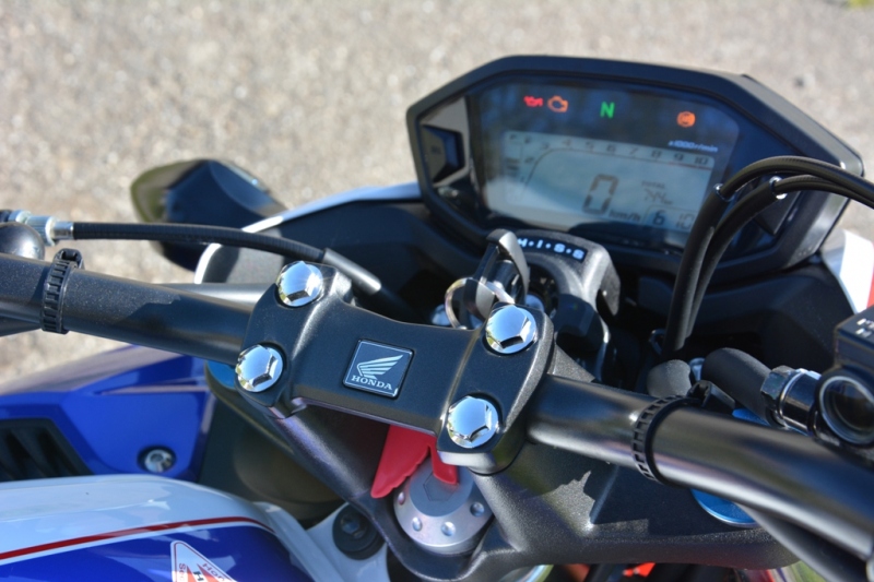 Test Honda CB 500 F ABS 2016: za málo peněz, hodně muziky - 41 - 1 Honda CB 500 F 2016 test03