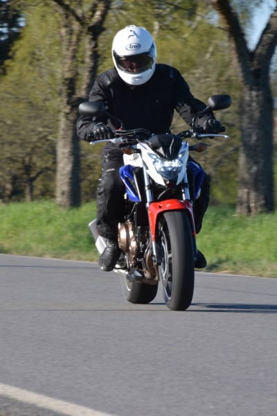 Test Honda CB 500 F ABS 2016: za málo peněz, hodně muziky - 13 - 3 Honda CB 500 F 2016 test40