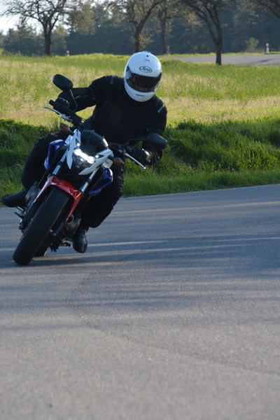 Test Honda CB 500 F ABS 2016: za málo peněz, hodně muziky - 23 - 3 Honda CB 500 F 2016 test42